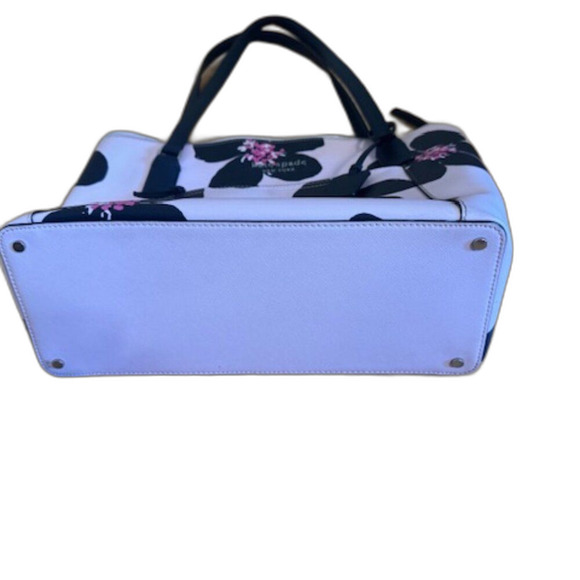 Kate Spade Shore Street Grand Flora Margareta Tote and Wallet - Picture 6 of 9